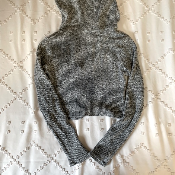Fashion Nova Grey Cropped Hooded Long Sleeve - Picture 3 of 4